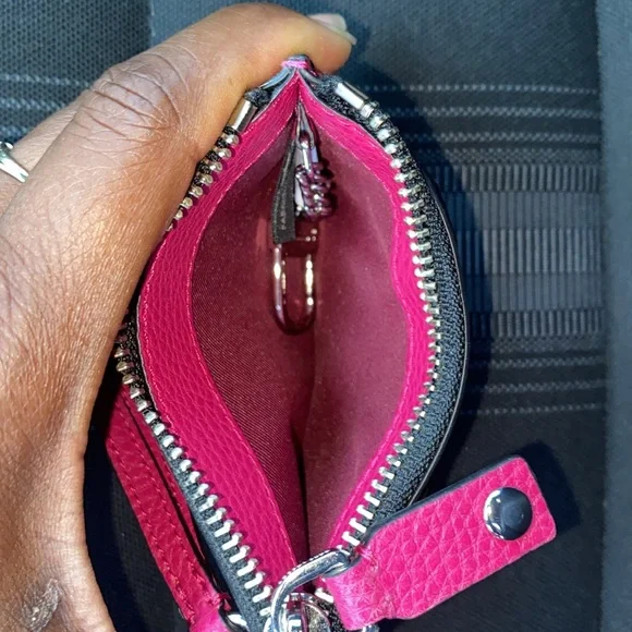 Marc Jacobs Fuchsia Leather Wristlet - Picture 3 of 5